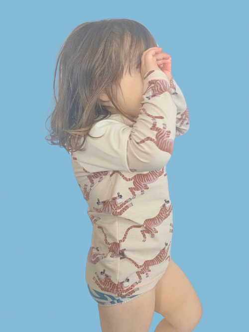Un Tigre Terracotta : T-shirt Enfant Chiche! en Coton Biologique avec Ourlet Fluo
